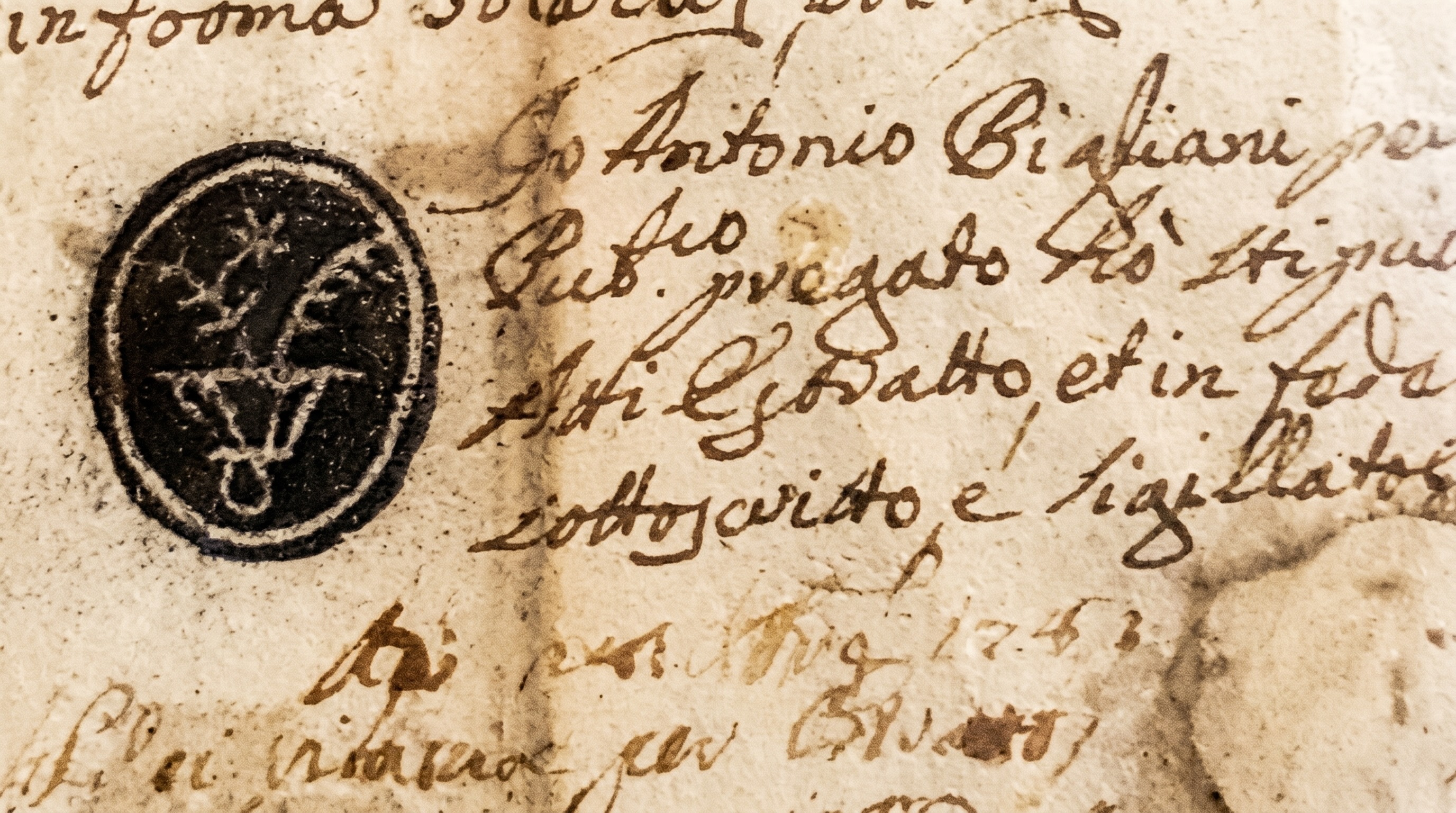 The notary's seal — a flower from a vessel — 1753